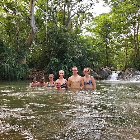 Dinesh Safari Homestay Udawalawe Ngoại thất bức ảnh