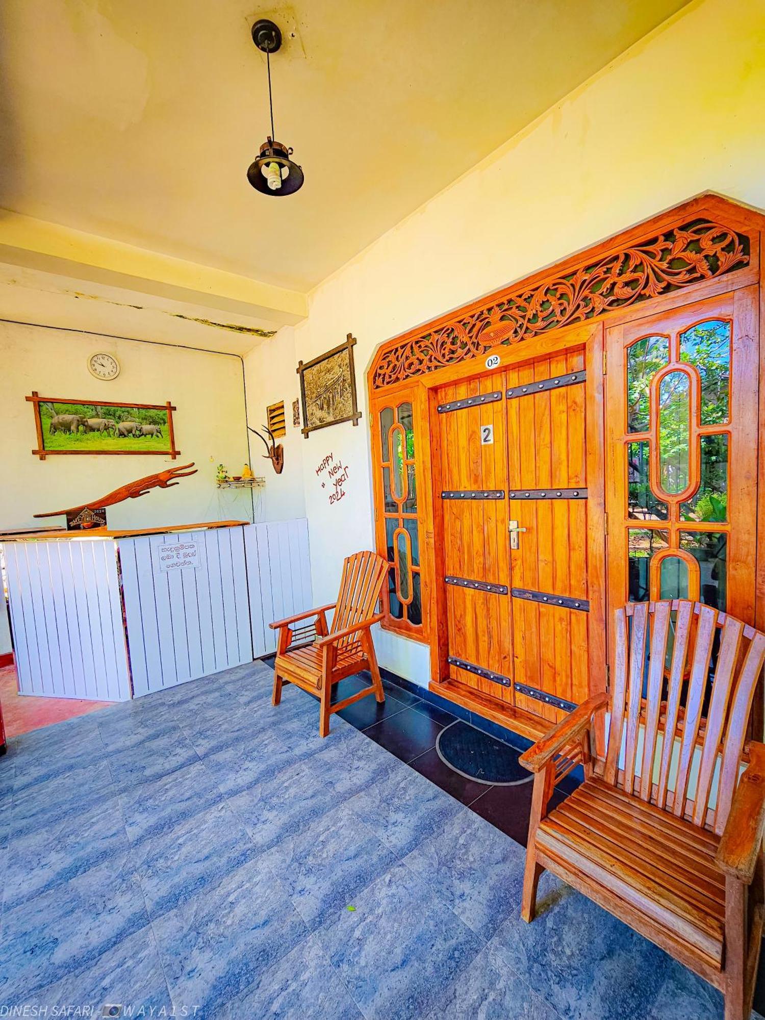 Dinesh Safari Homestay Udawalawe Ngoại thất bức ảnh