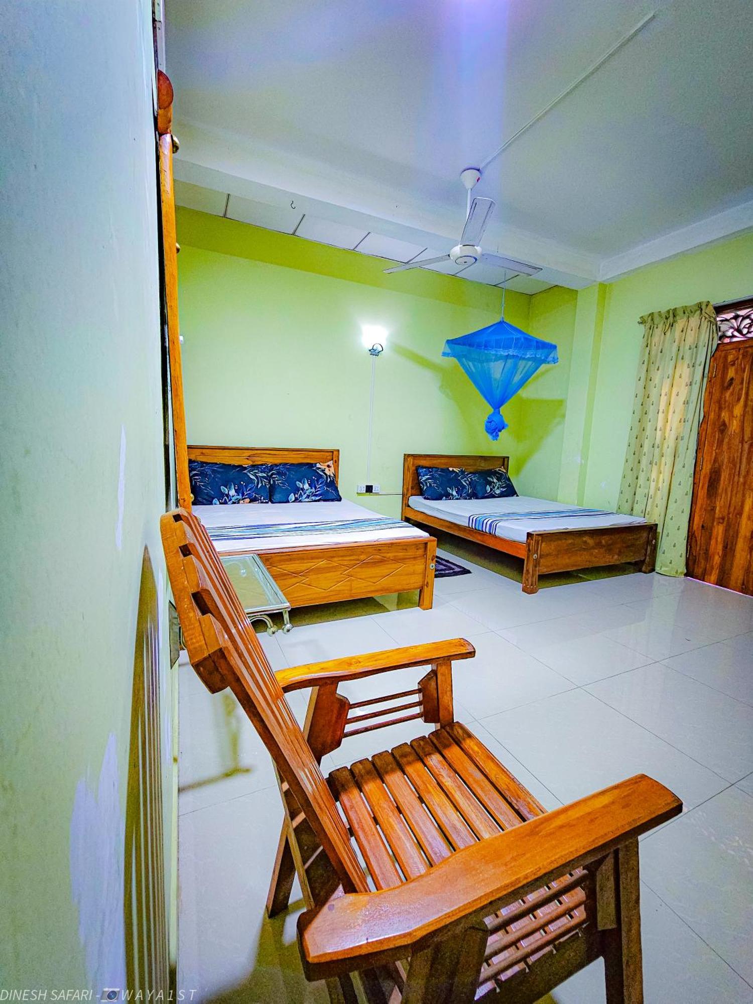 Dinesh Safari Homestay Udawalawe Ngoại thất bức ảnh