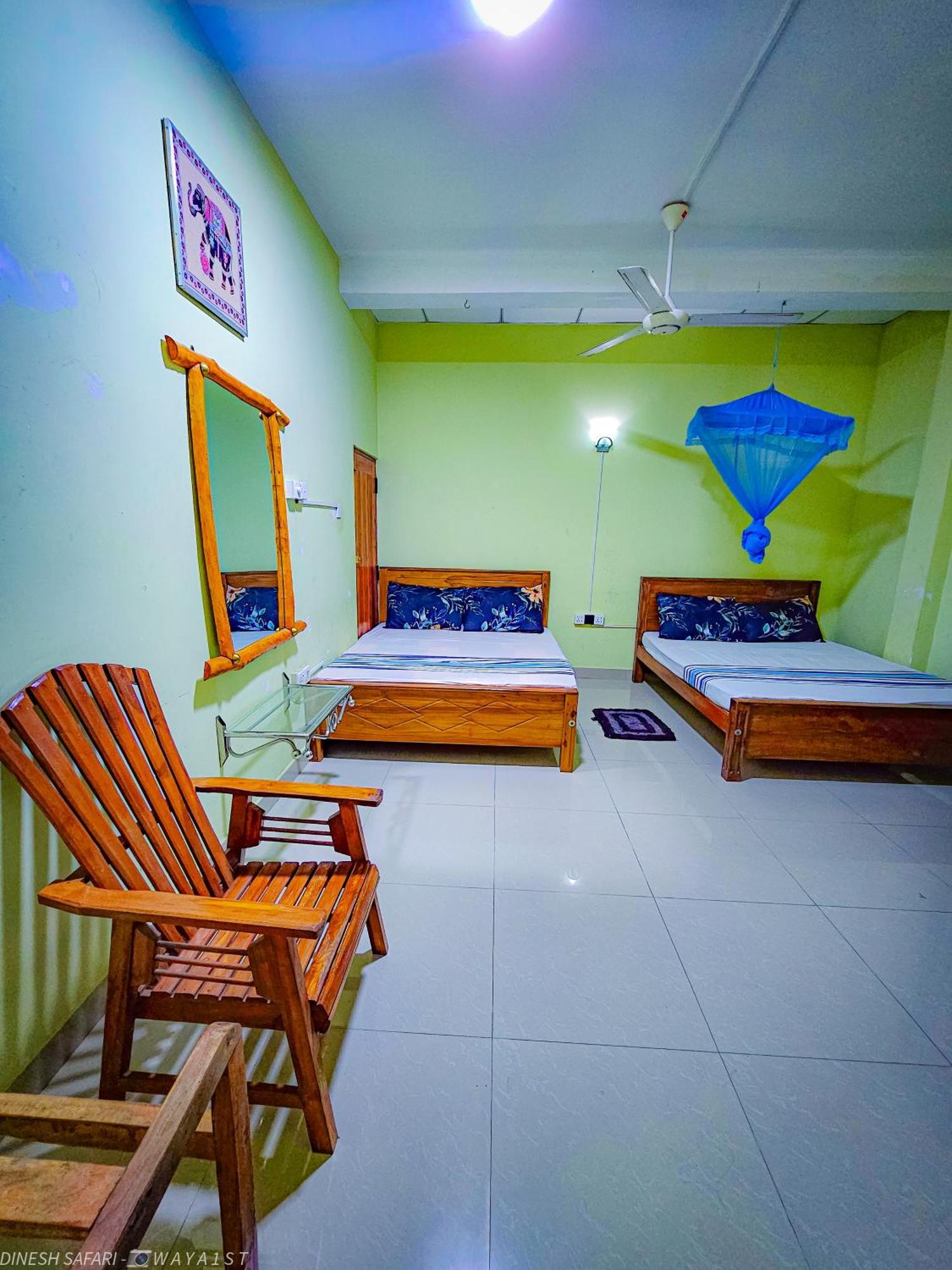 Dinesh Safari Homestay Udawalawe Ngoại thất bức ảnh