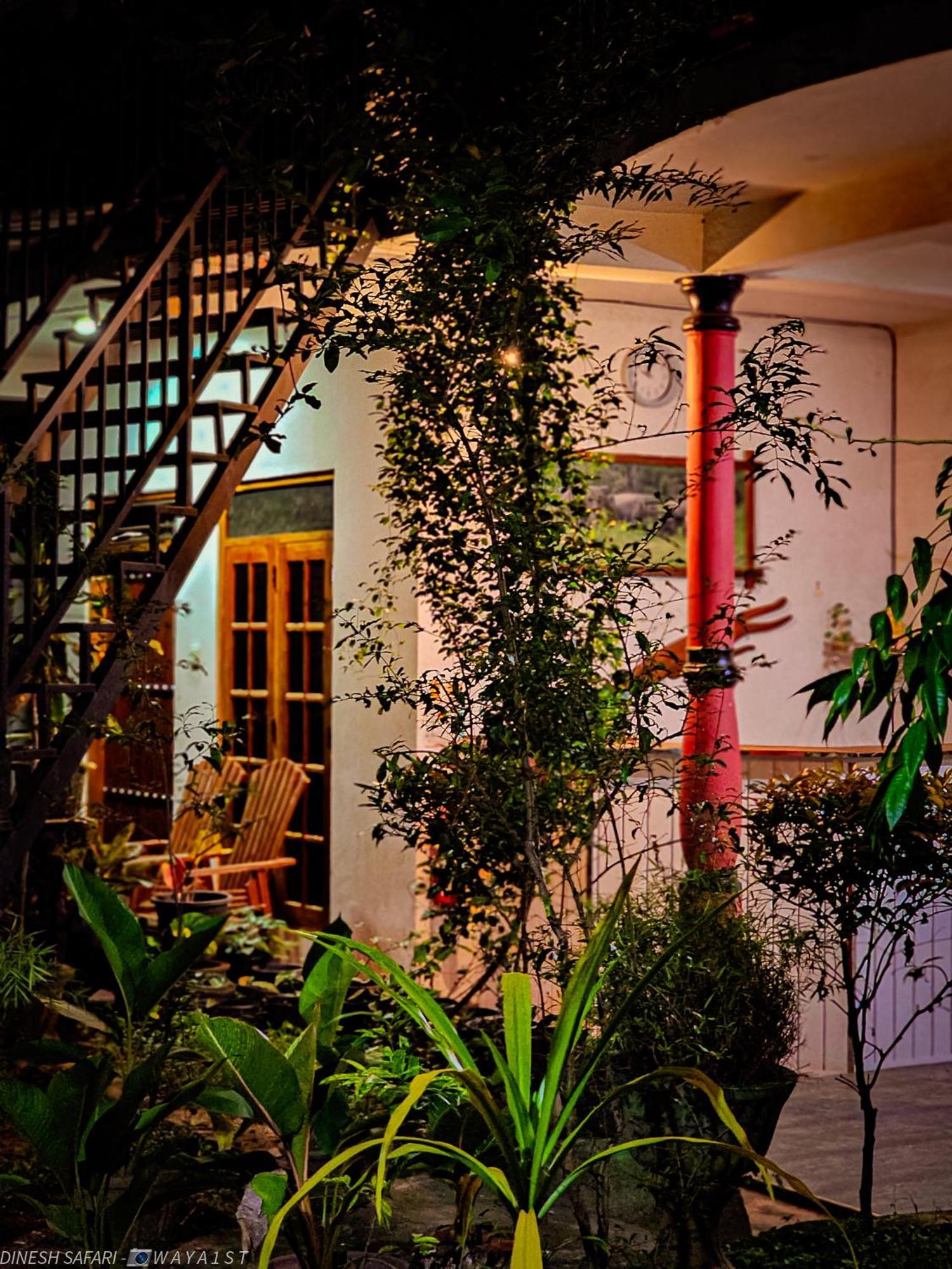 Dinesh Safari Homestay Udawalawe Ngoại thất bức ảnh